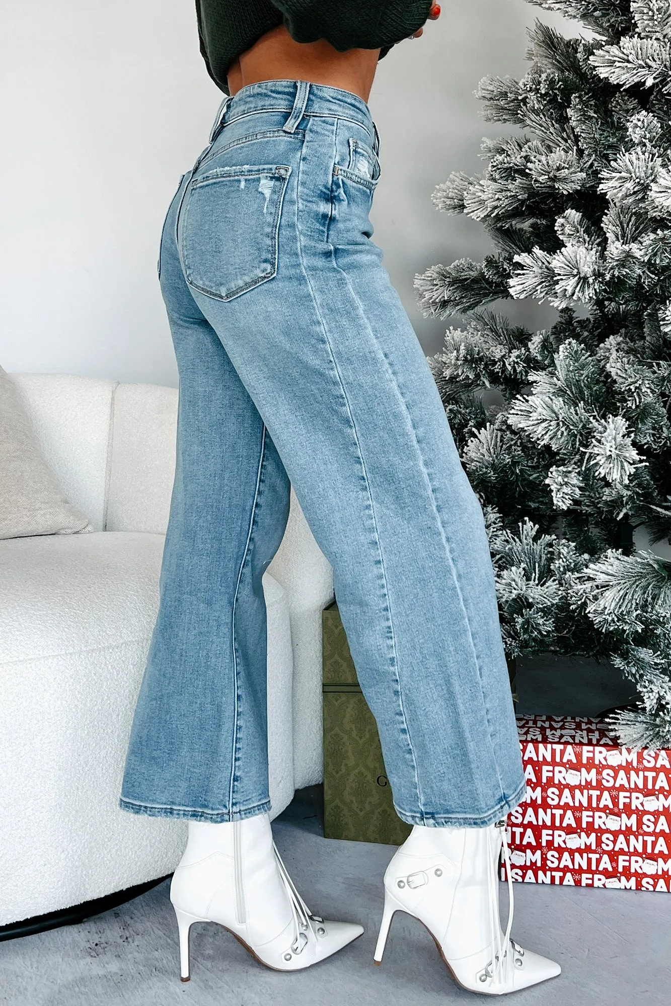 Brayden High Rise Wide Leg Baggy Vervet Jeans (Medium Light)