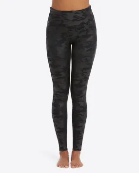 Faux Leather Leggings in Black Camo