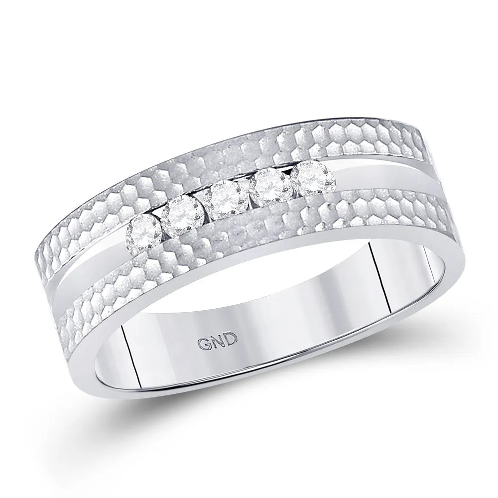 Keene Jewelers 10kt White Gold Mens Round Diamond Wedding 5-Stone Hammered Band Ring 1/4 Cttw