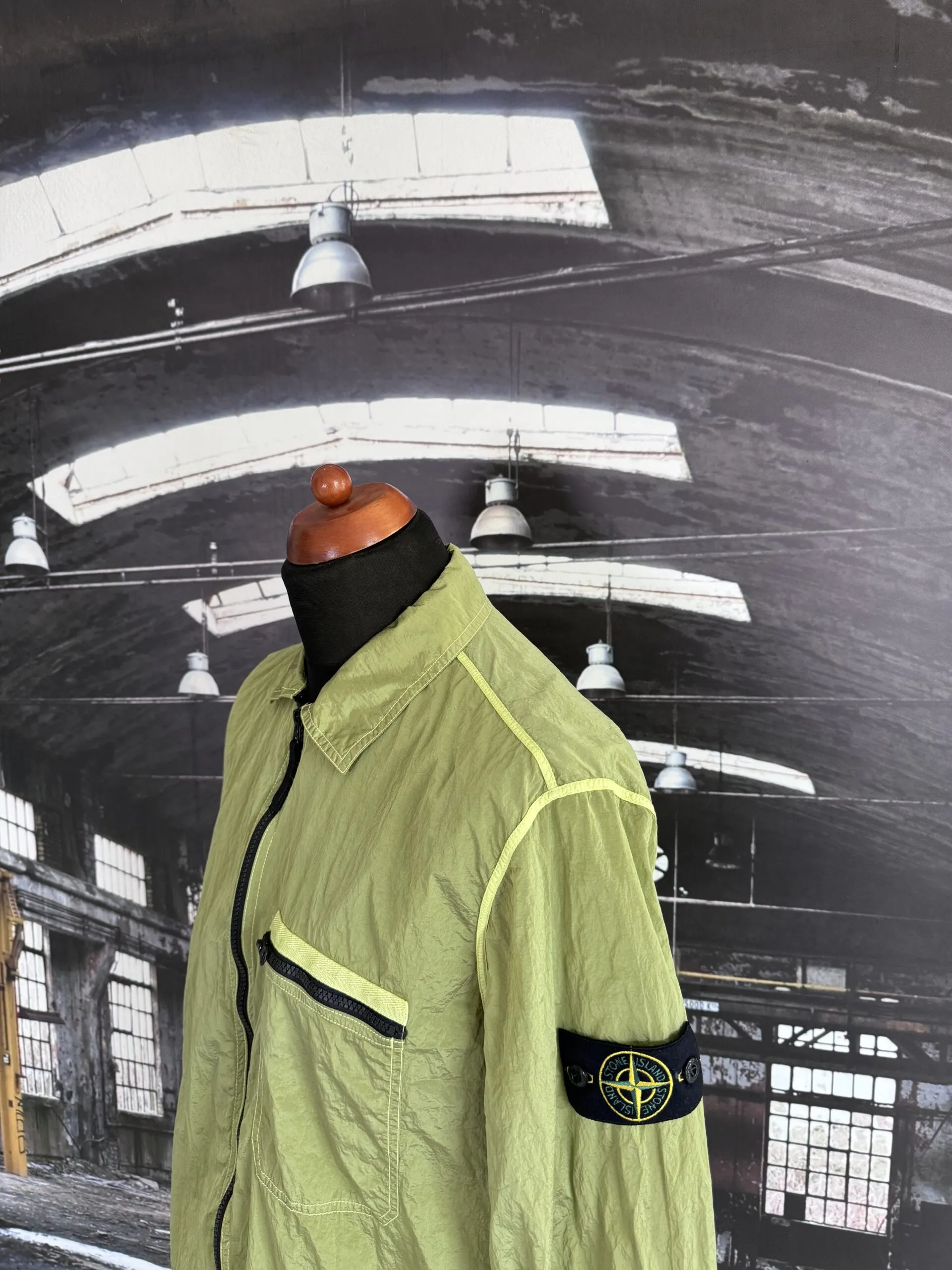 STONE ISLAND NYLON METAL IN ECONYL® REGENERATED NYLON OVERSHIRT