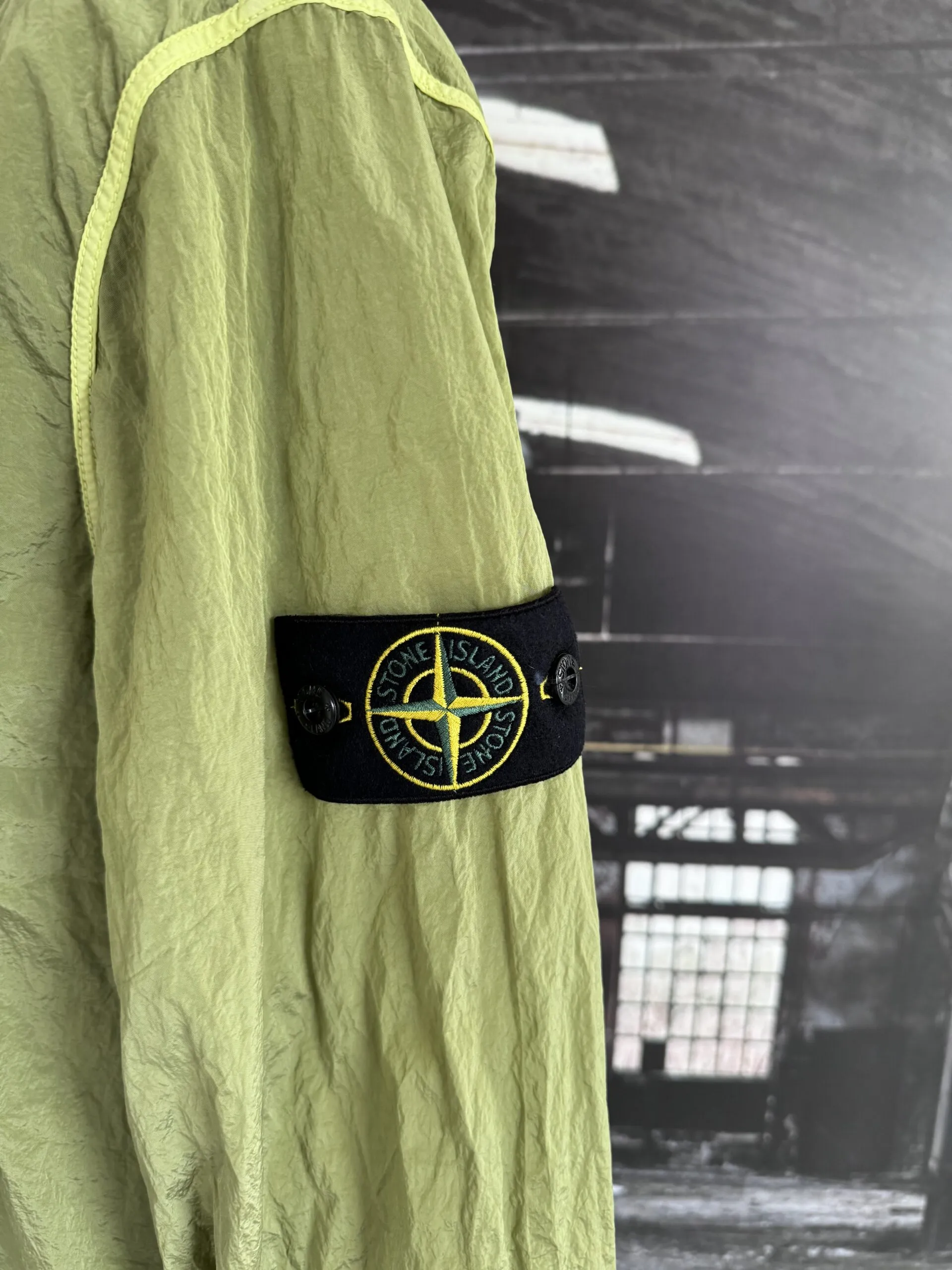 STONE ISLAND NYLON METAL IN ECONYL® REGENERATED NYLON OVERSHIRT