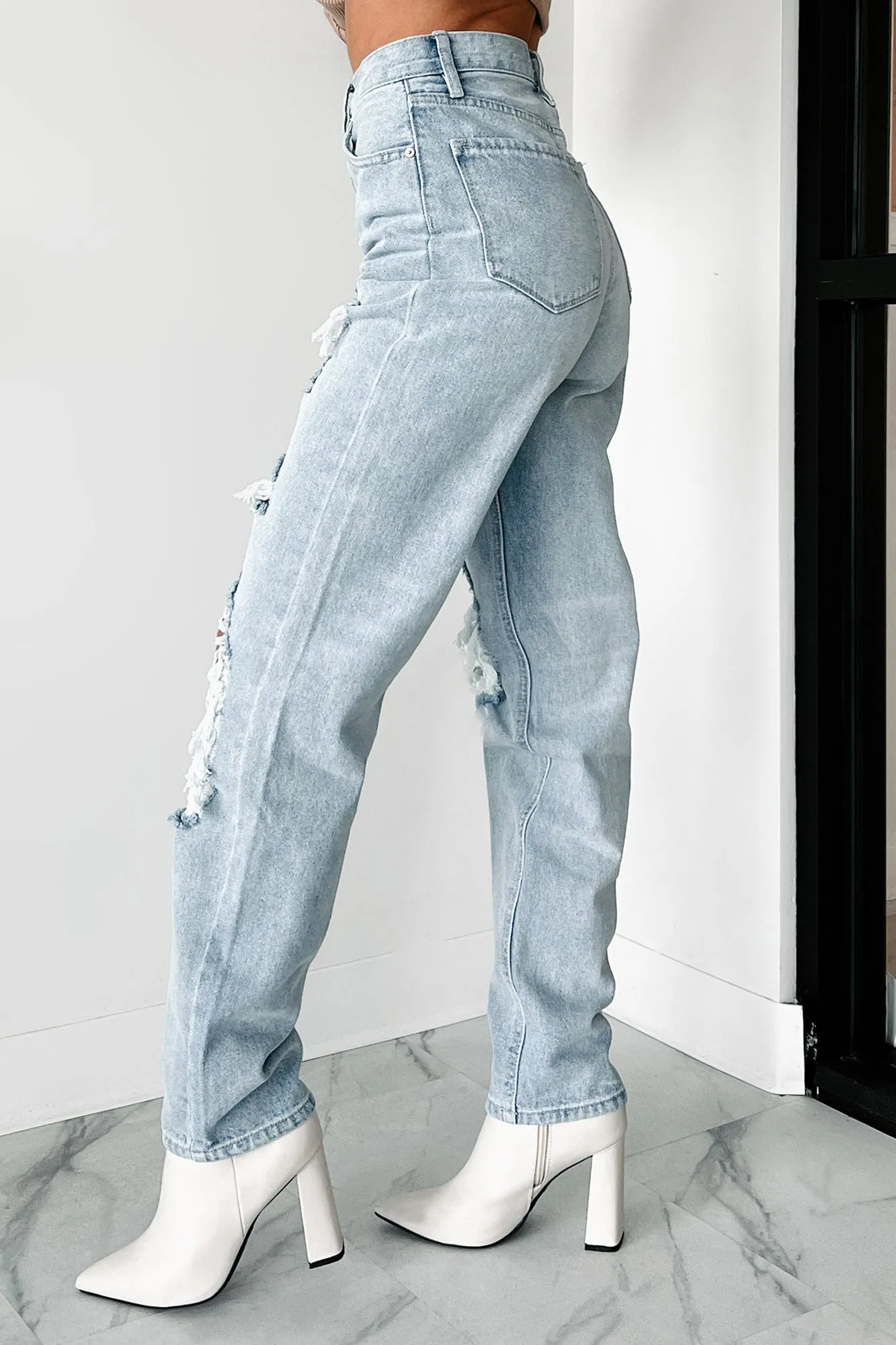 Tate Kancan High Rise Distressed 90s Baggy Jeans (Light)