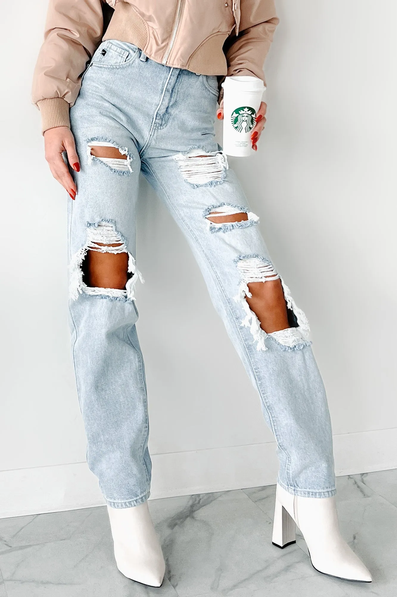 Tate Kancan High Rise Distressed 90s Baggy Jeans (Light)