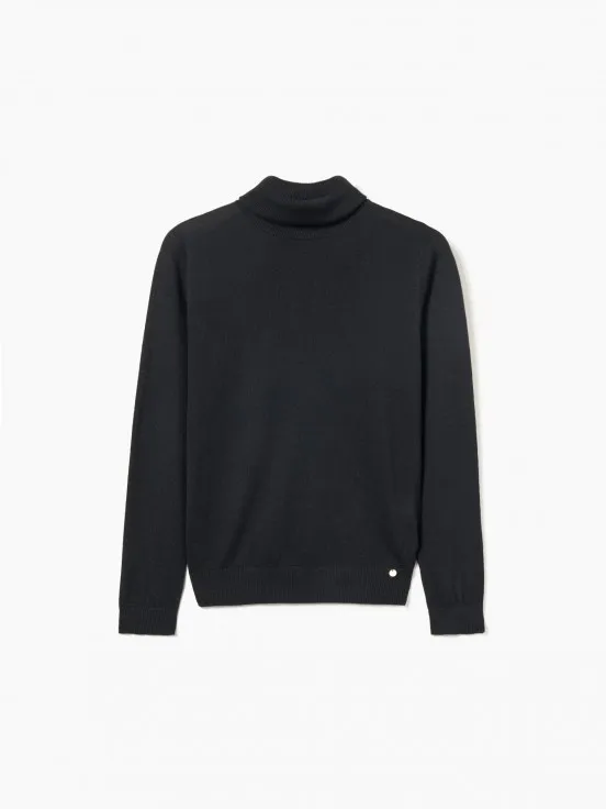 Turtleneck sweater with wool