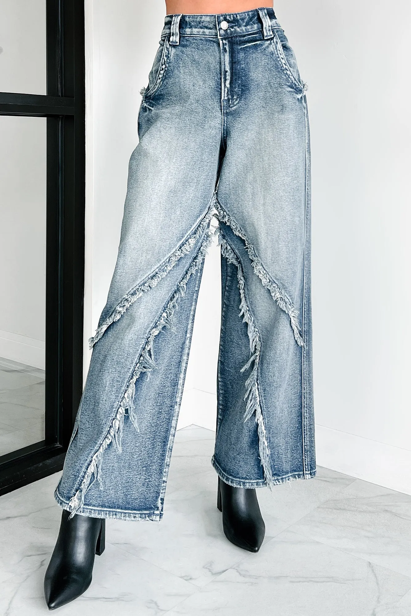 Vernon High Rise Frayed Edge Cello Skater Jeans (Tint)