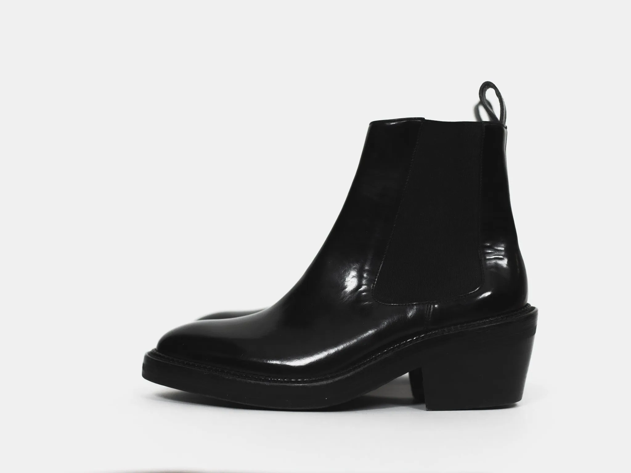 Yang Li Cuban Heel Chelsea Boots