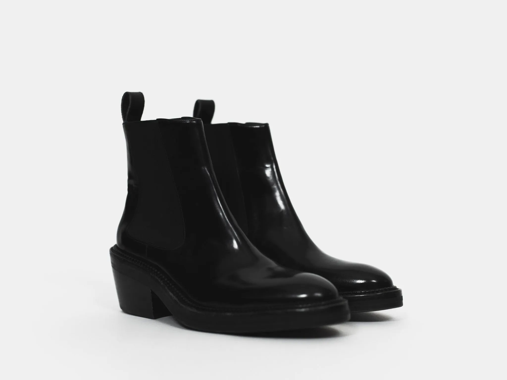 Yang Li Cuban Heel Chelsea Boots